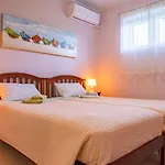 Iris-gogo House * Nafplio