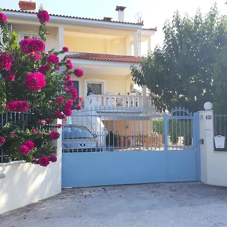Iris-gogo House Appartement *