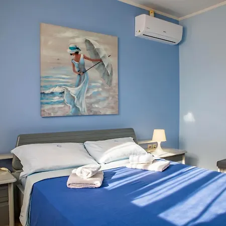 Apartament Iris-gogo House *