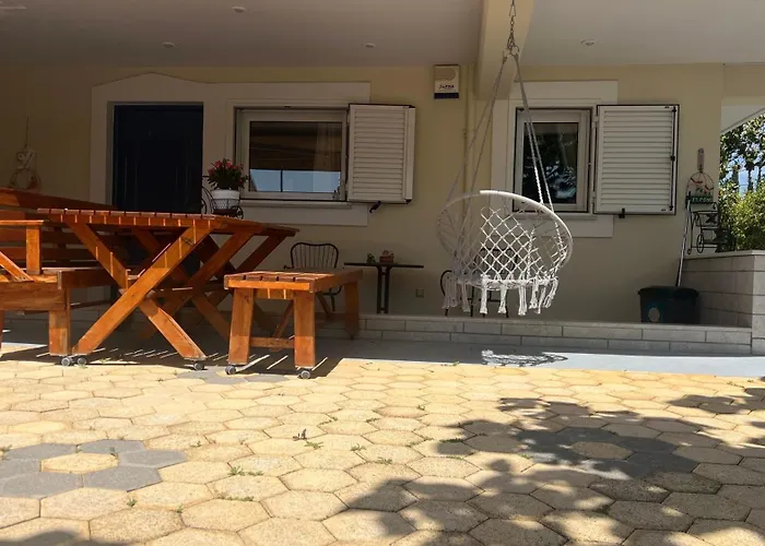 Iris-gogo House * Nafplio