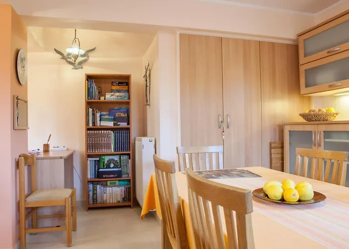 Iris-gogo House Nafplio