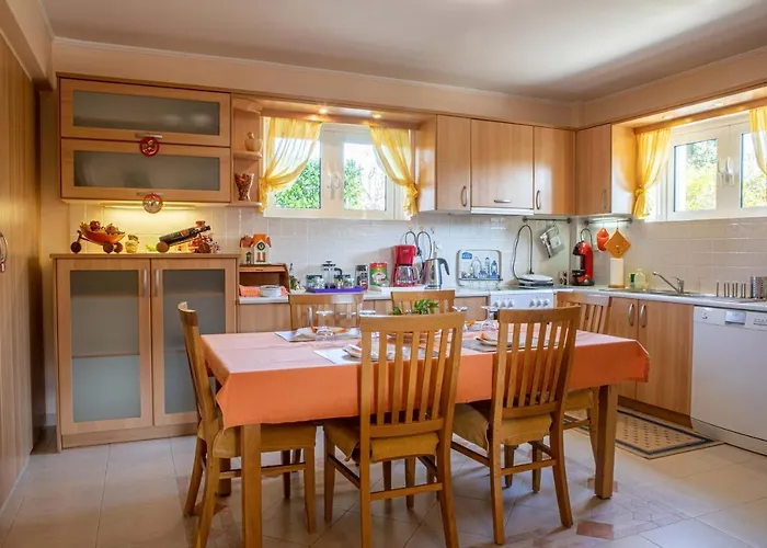 Iris-gogo House 나플리오